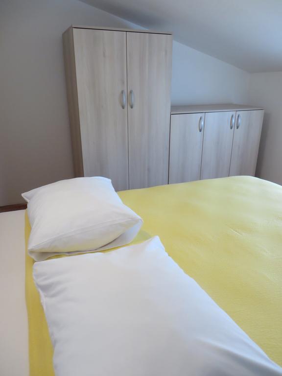 Apartments Gloria Biograd Na Moru Pokój zdjęcie